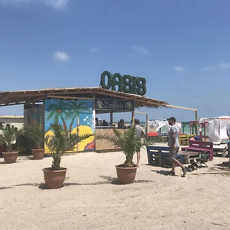 مكان تخييم Oasis Camping فاما فيكي